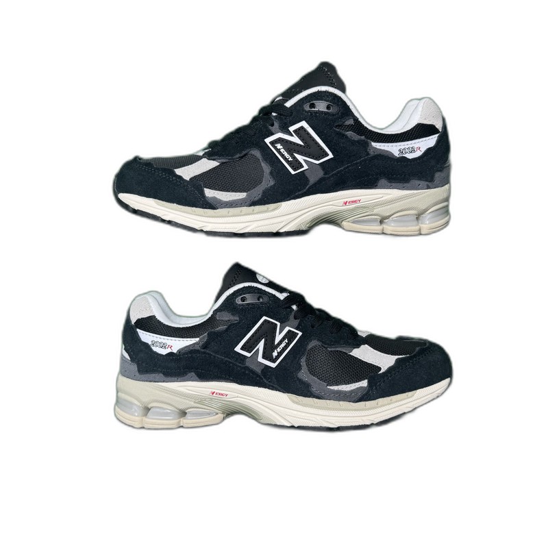 New Balance NB 2002R