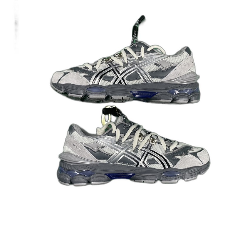 TOGA x Asics Gel-Cumulus 16