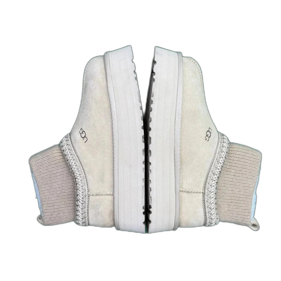 UGG