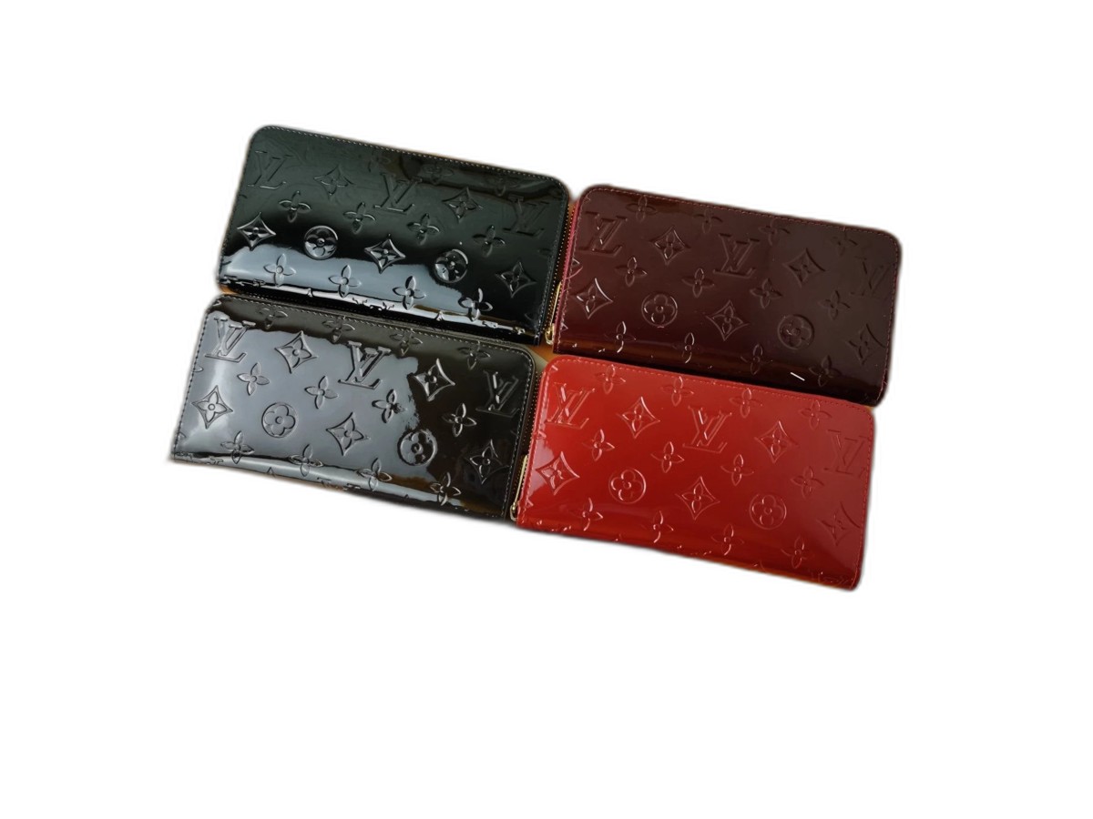 LV Wallet
