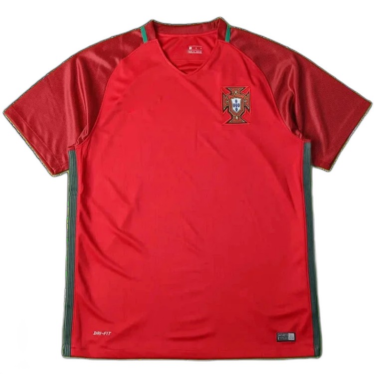 16 season Portugal home retro Fan version
