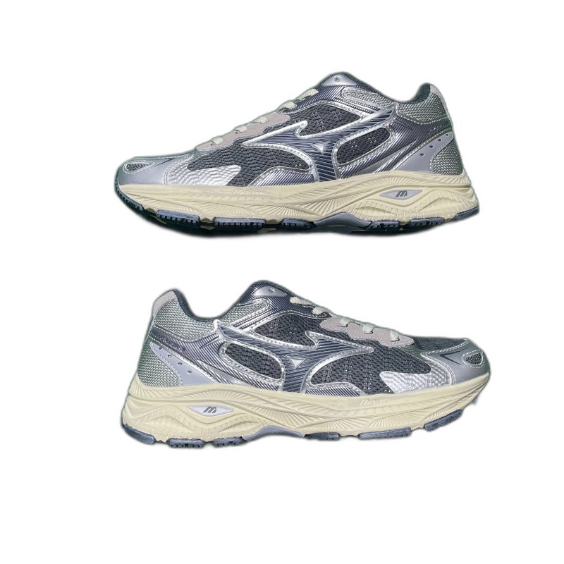 Mizuno Racer S