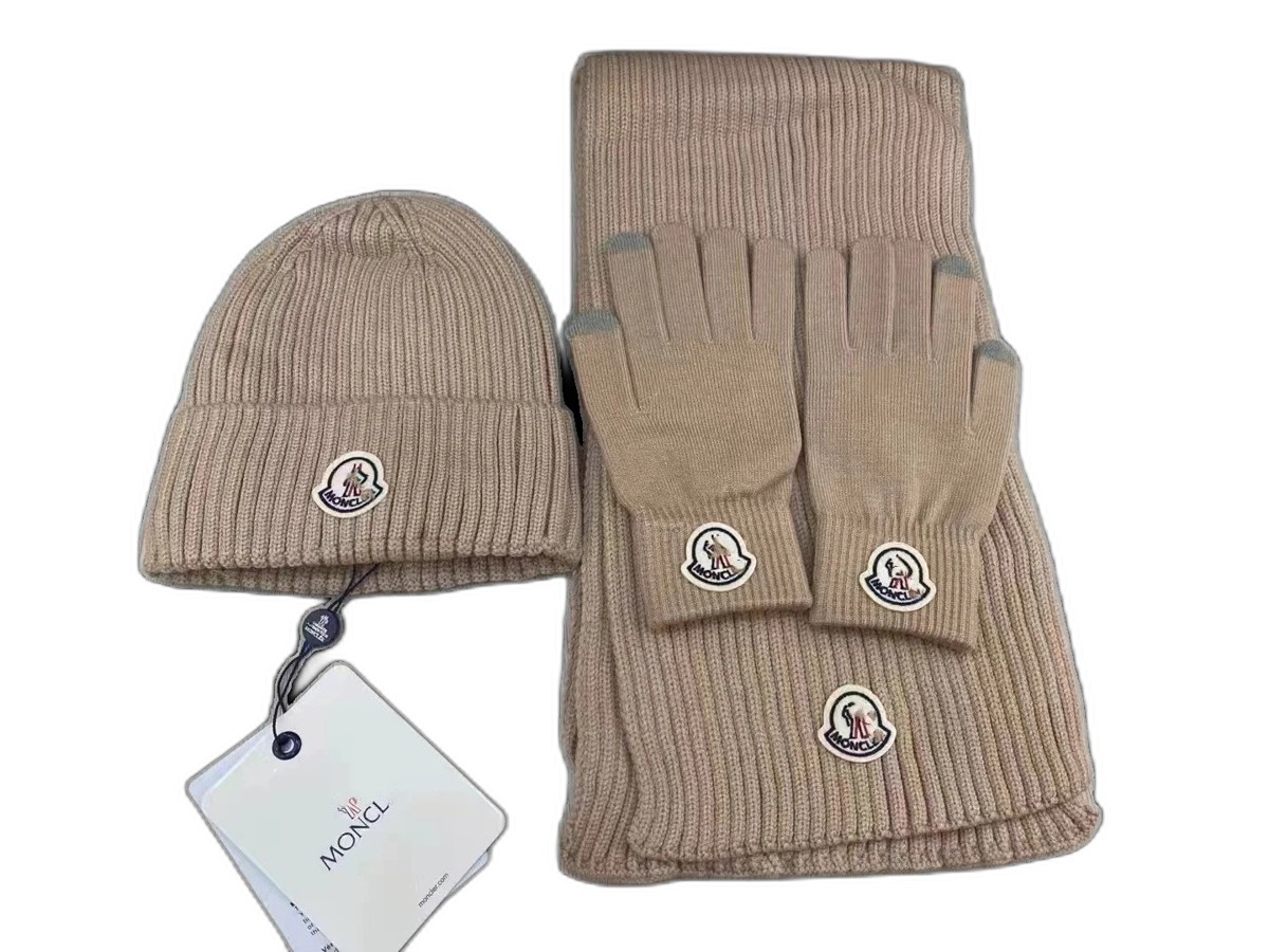 Moncler Scarf