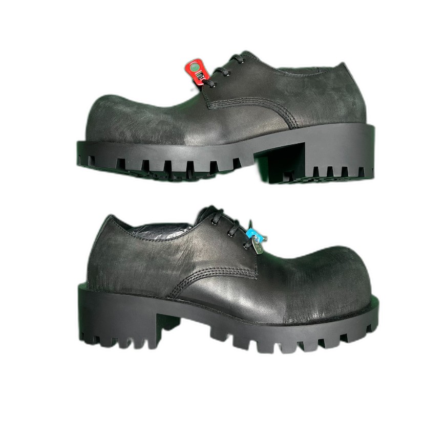 Balenciaga Hummer