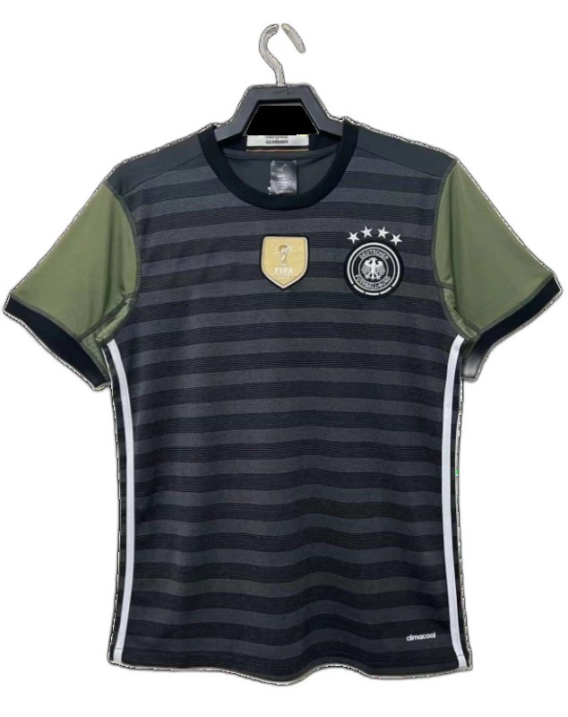 2016 season Germany away retro Fan version