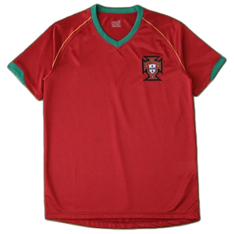 2006 season Portugal home retro Fan version